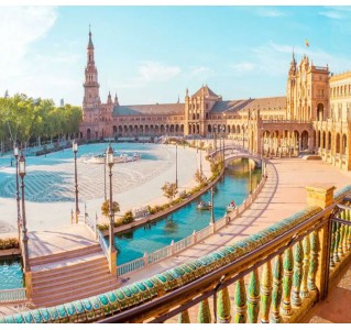 Seville 2-Day Hop-on Hop-off Bus + Stadiums Visit + 4 Walking Tours 