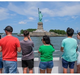 NYC Must-See Cruise (80-minutes)  