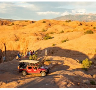 Hell's Revenge Slickrock Hummer Tour