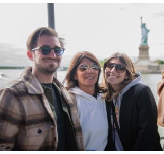 Cityscape, Liberty and Landmark 90 min Sightseeing Cruise