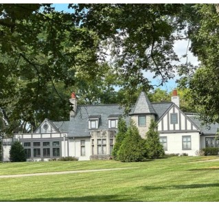 The Legendary Homes of the Stars Tour