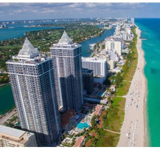 30 Minute Downtown Miami Airplane Tour