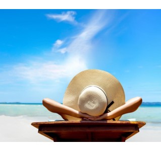 Overnight in Bimini - Premium Economy Class