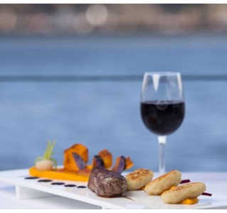 5-course Dinner Cruise in Montreal