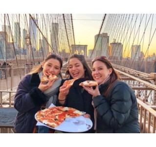 Brooklyn Heights, Brooklyn Bridge & DUMBO Food Tour