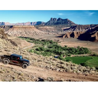 Zion Jeep Tour with Exclusive Access to Zion Cliffside Point